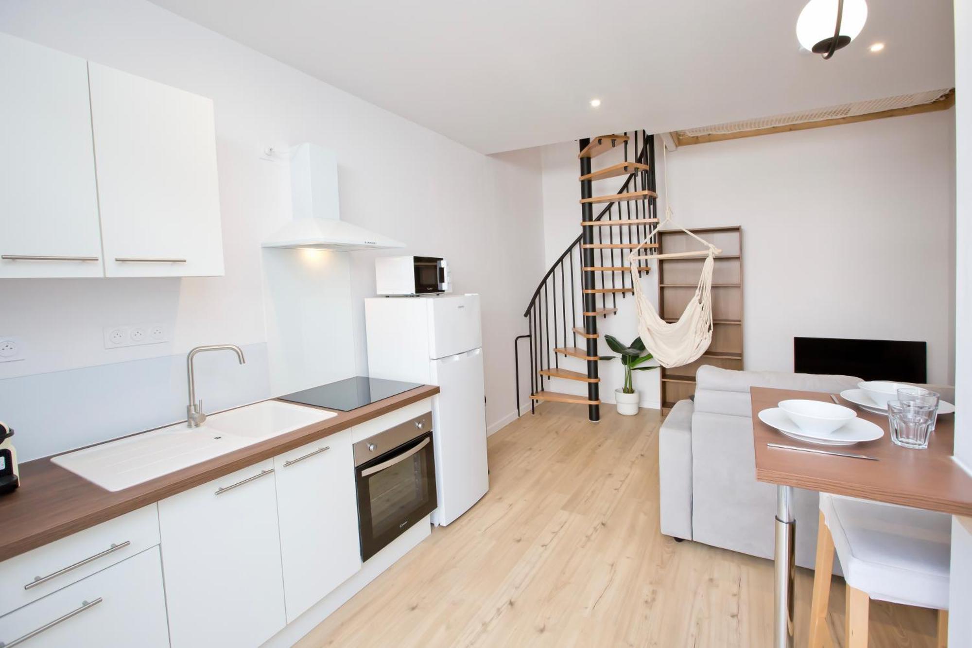 Montsejour - T2 Climatise Avec Filet Et Fauteuil Suspendu Apartment Tarbes Ngoại thất bức ảnh
