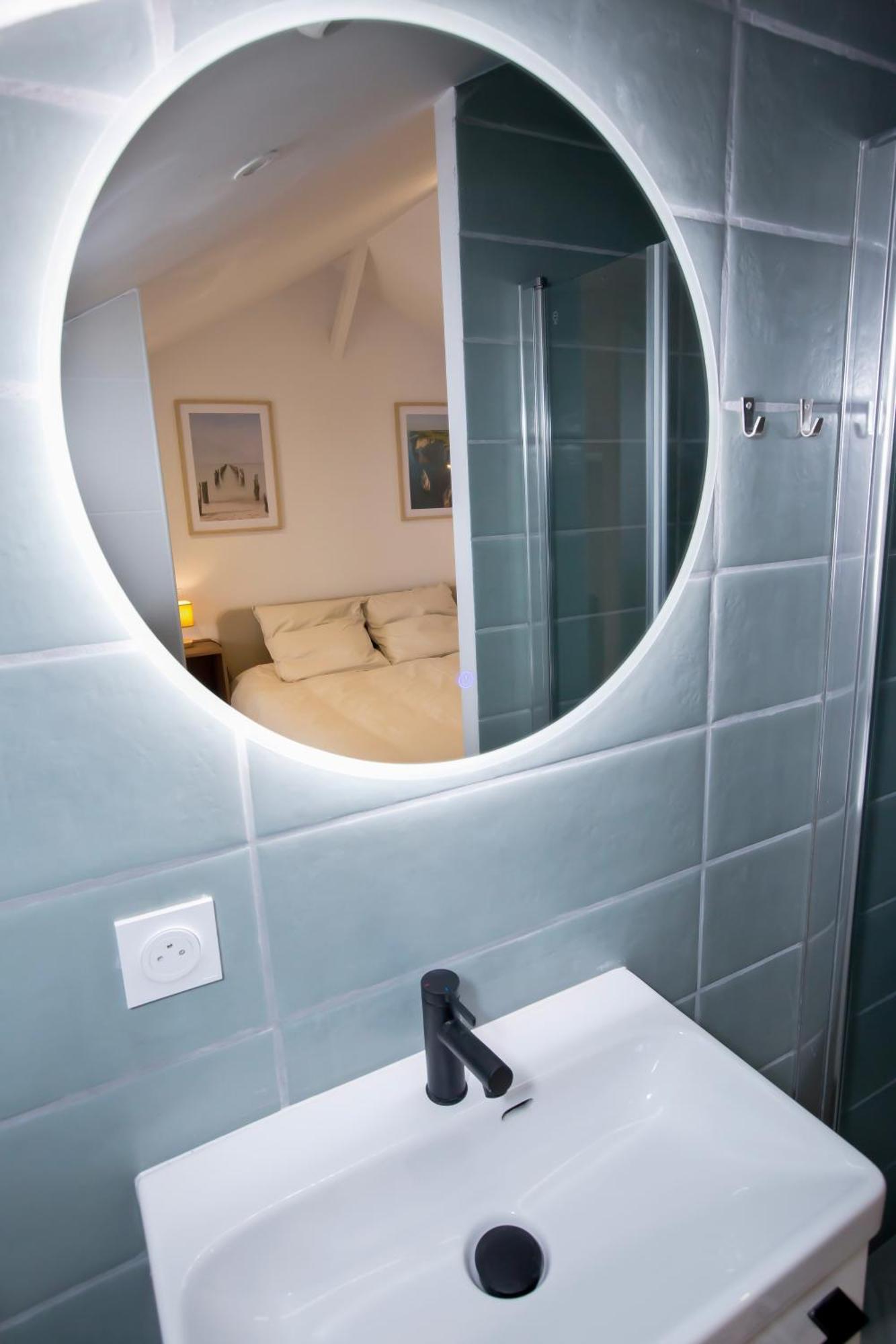 Montsejour - T2 Climatise Avec Filet Et Fauteuil Suspendu Apartment Tarbes Ngoại thất bức ảnh